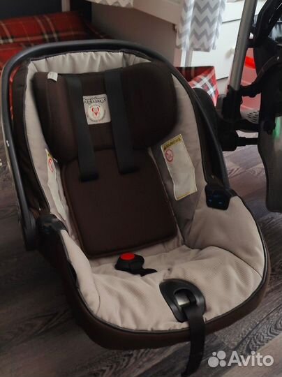 Коляска 3 в 1 с автолюлькой