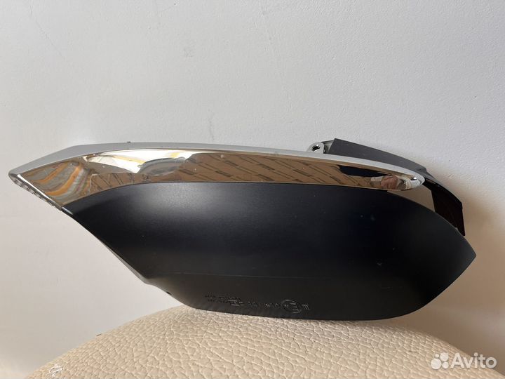 Нижняя накладка хром L зеркала Lexus RX 4