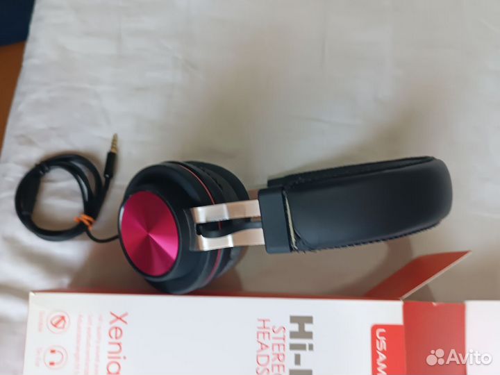 Проводные наушники