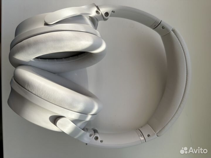 Bose quietcomfort headphones