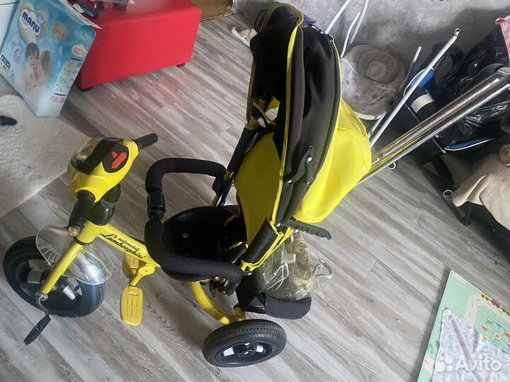 Трехколесный детский велосипед lamborghini