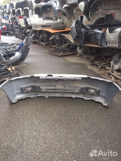 Бампер передний Honda Mobilio 2002-2005г в наличии