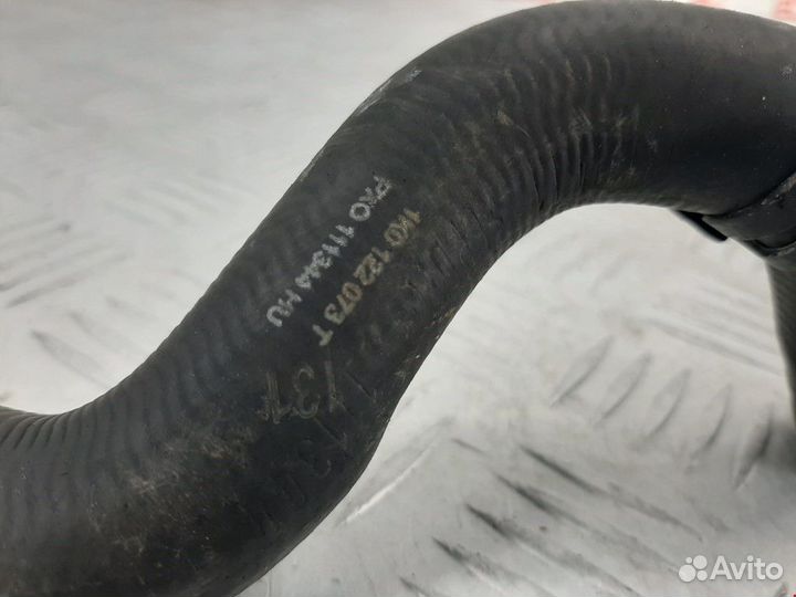 Патрубок отопителя (печки) Volkswagen Golf 4 2004