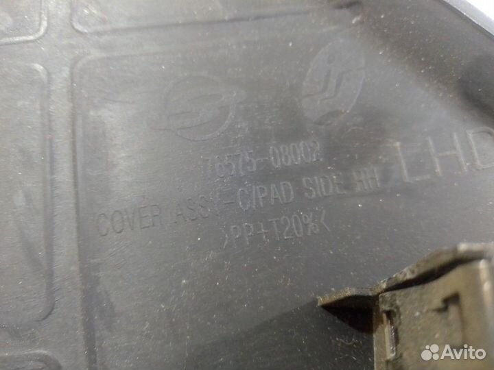 Накладка на торпедо правая (SsangYong Rexton)