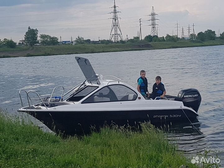 Катер Phoenix 530HT комплектация максимум