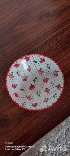 Глубокие суповые тарелки