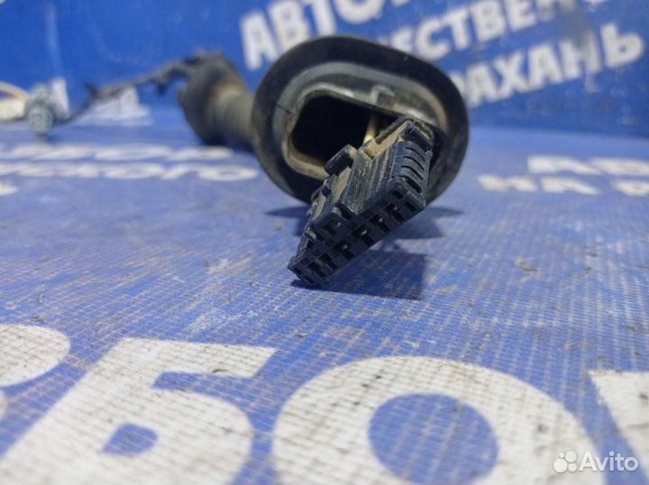 Проводка двери Renault Logan 1 седан 2012