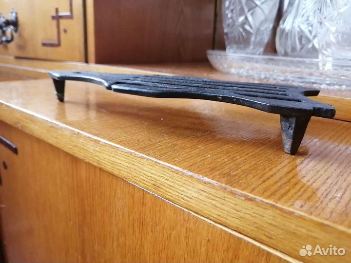 Подставка под утюг