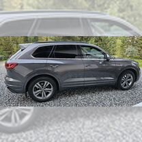 Volkswagen Touareg 3.0 AT, 2021, 65 000 км, с пробегом, цена 7 980 000 руб.