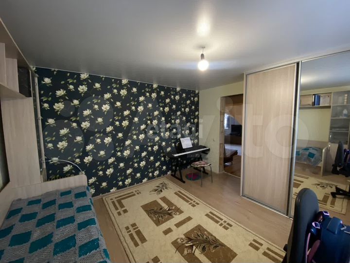 Коттедж 175,2 м² на участке 5 сот.