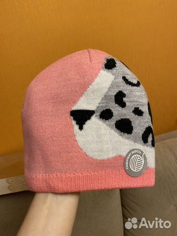 Демисезонная шапка (новая)