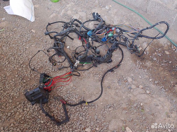 Проводка подкапотная Ford Mondeo 3