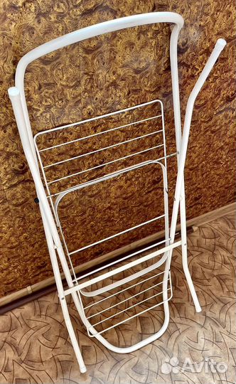 Ванночка для купания с подставкой/сушилкой