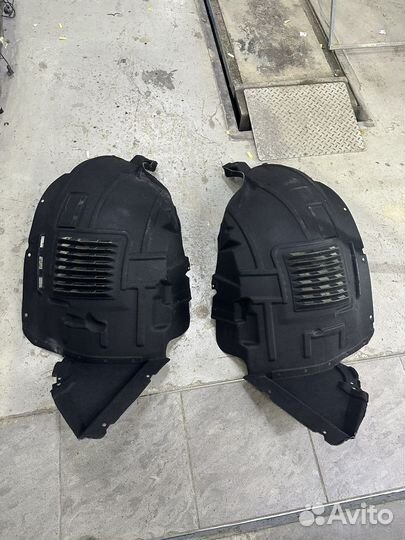 Подкрылок передний mercedes GLS X167 AMG 63