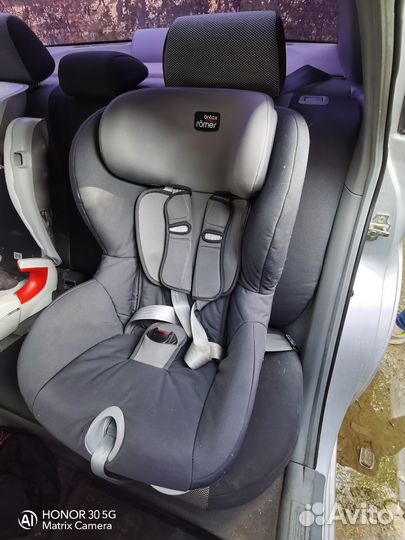 Детское авто кресло britax romer