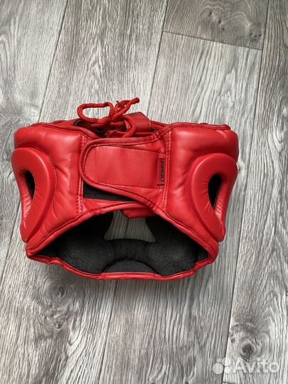 Боксерский шлем