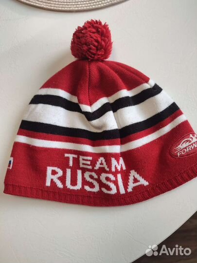 Продам шапку Forward оригинал