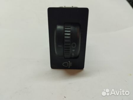 Кнопка корректора фар