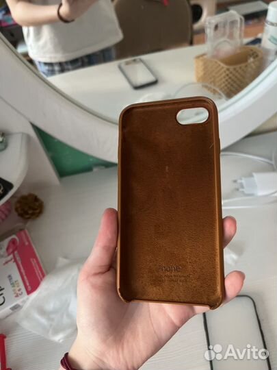 Чехлы на iPhone 8