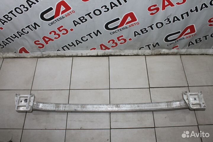 Усилитель заднего бампера Renault Megane II