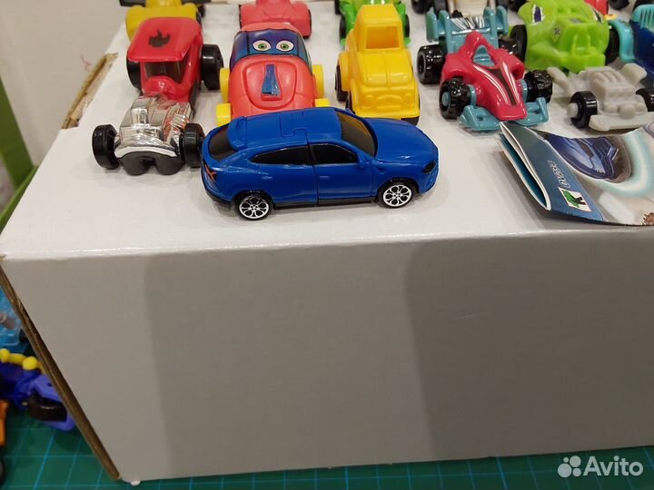 Киндер машинки транспорт машины авто