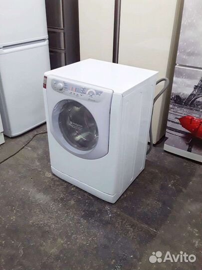 Стиральная машина Hotpoint Ariston Aqualtis бу 6кг