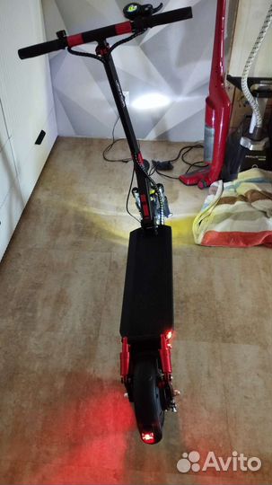 Электросамокат joyor