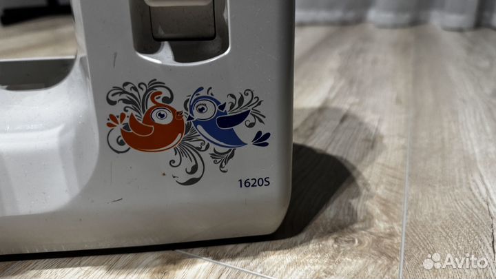 Швейная машинка janome