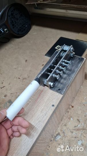 Резак для свинцовой проволоки