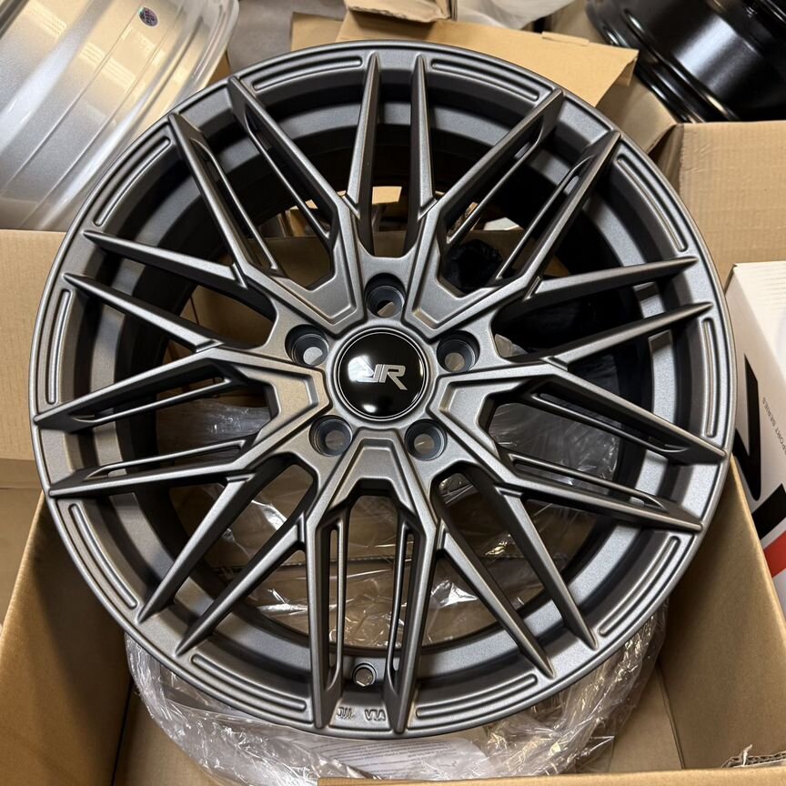 Литые диски Race Ready CSS3806 7.5×R17 5×114.3