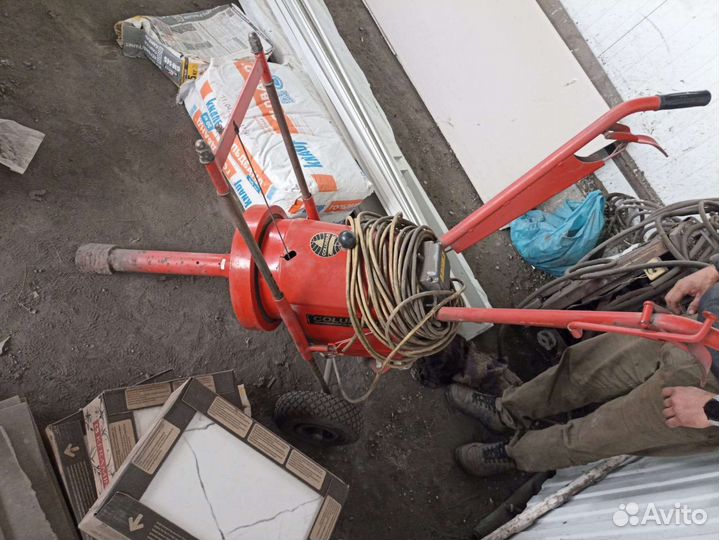 Гайковерт грузовой электрический