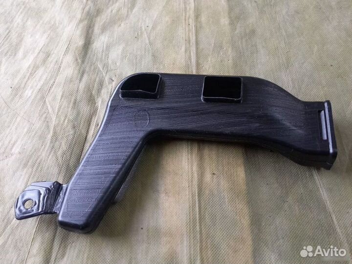 Воздуховод правый Renault Arkana 2019