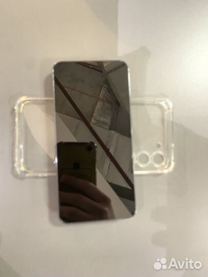 Samsung Galaxy S23+, 8/512 ГБ