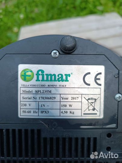 Соковыжималка Fimar для цитрусовых