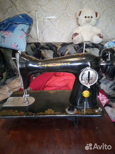 Швейная машина Подольск ножная