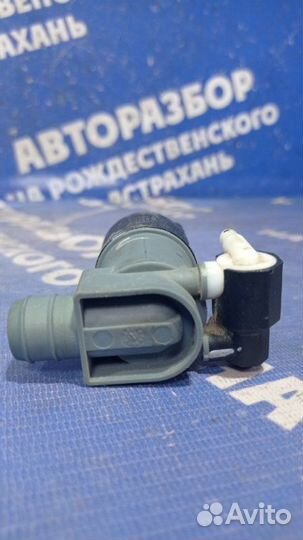 Моторчик омывателя лобового стекла Renault Logan 1