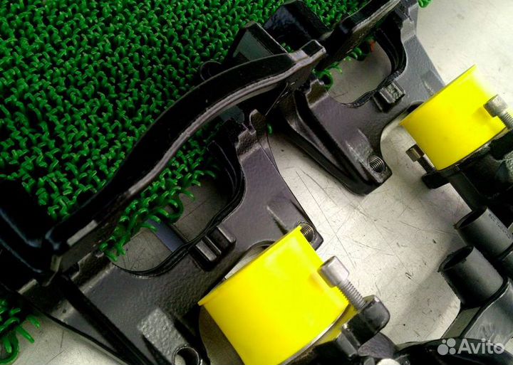 Суппорты Golf viii 7 8 R20 R-line задние 310 б.у