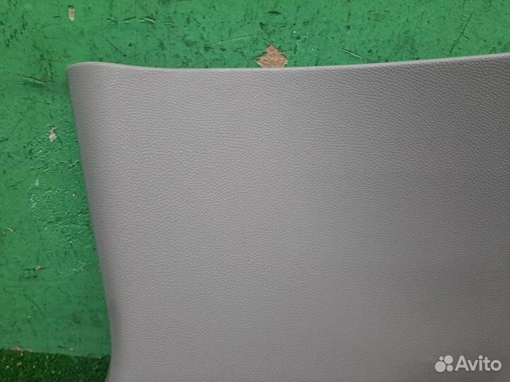 Обшивка левой стойки Mercedes Benz E-class W212 2