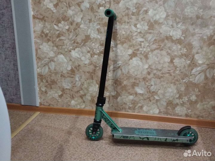 Трюковой самокат