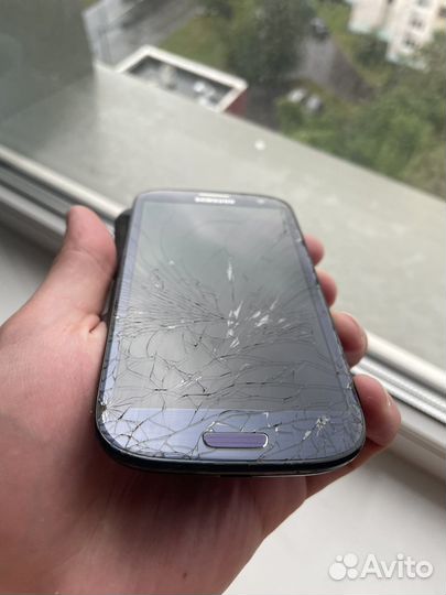 Samsung B2700
