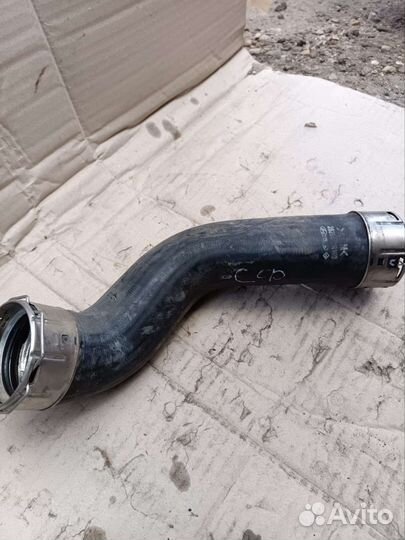 Патрубок интеркулера Hyundai Kia