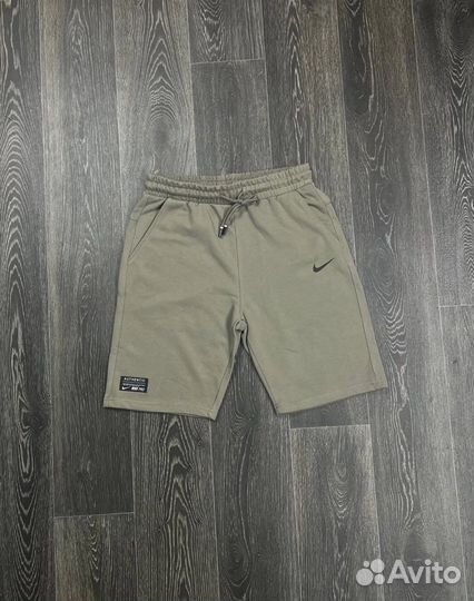 Шорты Nike