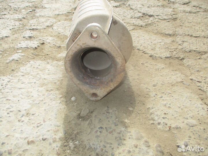 Средняя часть глушителя Mitsubishi Outlander XL