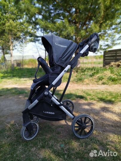 Прогулочная коляска с реверсивным блоком