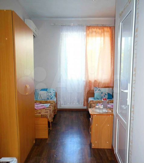 Дом 652 м² на участке 7 сот.