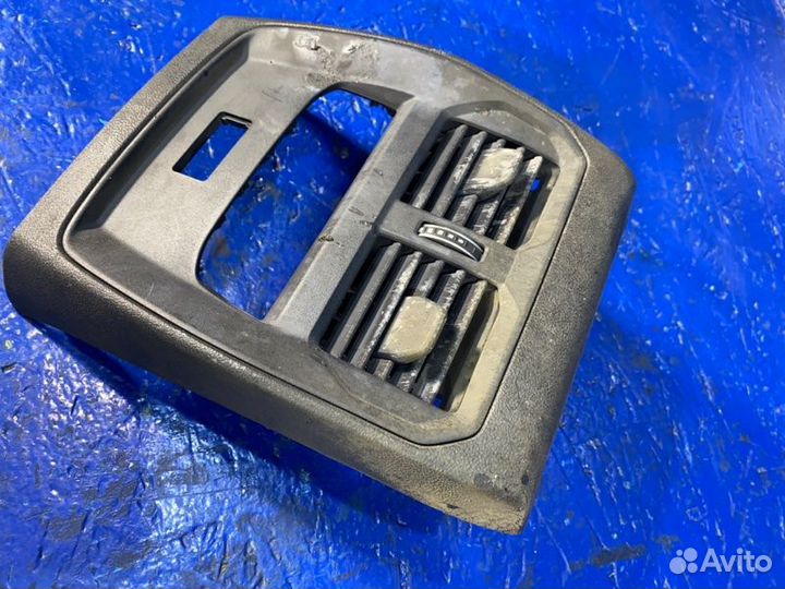 Накладка центральной консоли задняя Bmw 3-Series