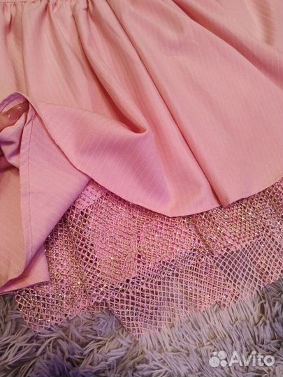Пышное платье со стразами розовое