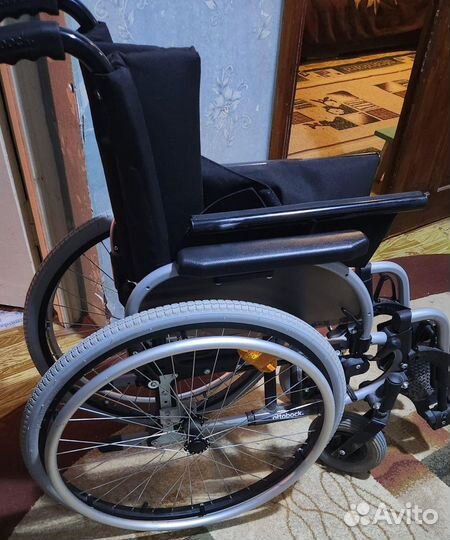 Коляска инвалидная