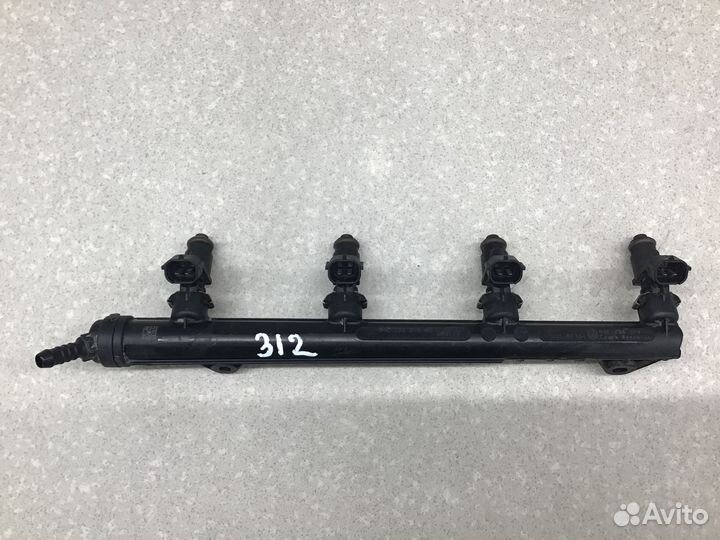 Рейка топливная (рампа) Skoda Rapid 2013-2020