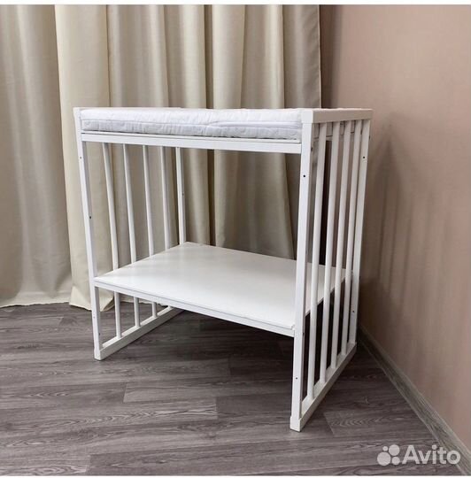 Кроватка, набор мебели для ребенка